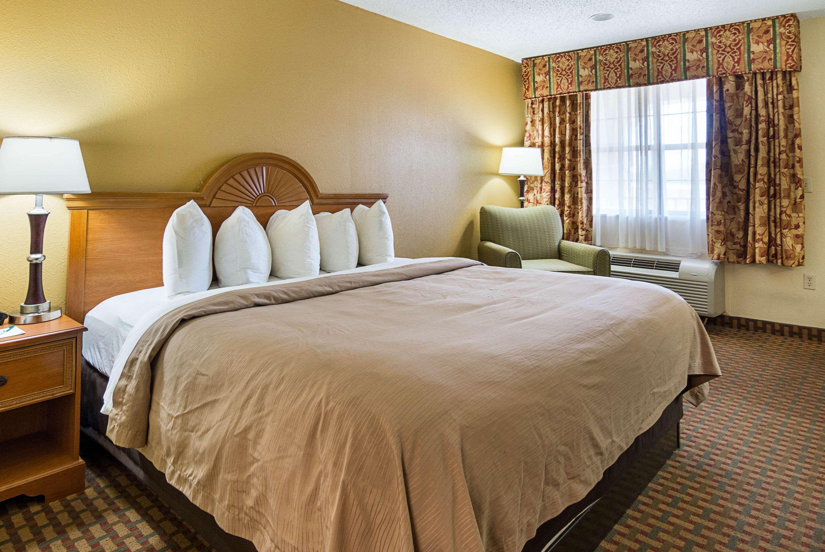 Quality Inn Near Casinos And Convention Center Bossier City Exterior foto